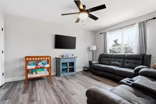 2203 Cobblestone Ct, Miamisburg, OH 45342 - Photo 7