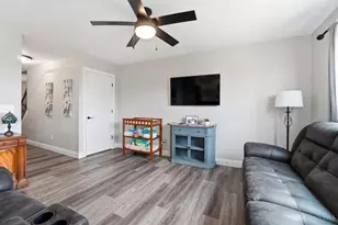 2203 Cobblestone Ct, Miamisburg, OH 45342 - Photo 9