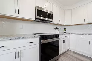 2203 Cobblestone Ct, Miamisburg, OH 45342 - Photo 17