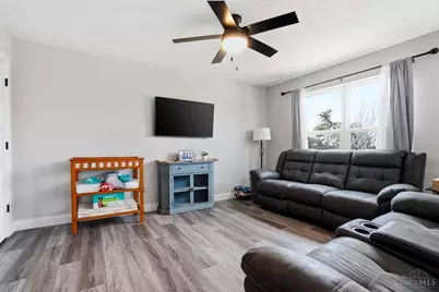 2203 Cobblestone Court, Miamisburg, OH 45342 - Photo 11