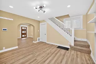 1989 Kinney Ave, Cincinnati, OH 45207 - Photo 15