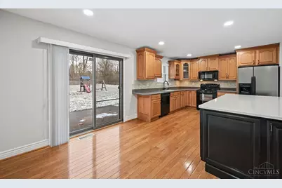 7026 West Chester Road, West Chester, OH 45069 - Photo 9