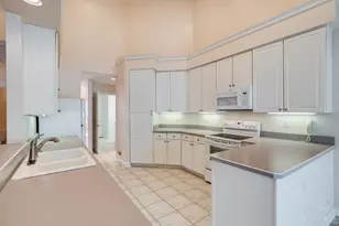 8372 Benton Ridge Ln, Cincinnati, OH 45255 - Photo 19