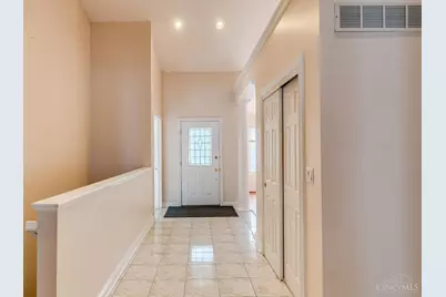 8372 Benton Ridge Lane, Cincinnati, OH 45255 - Photo 5