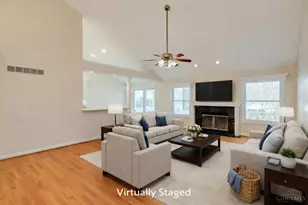 8372 Benton Ridge Ln, Cincinnati, OH 45255 - Photo 13