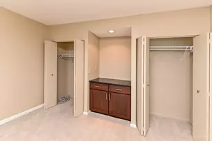 2444 Madison Rd, Cincinnati, OH 45208 - Photo 19