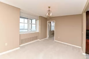 2444 Madison Rd, Cincinnati, OH 45208 - Photo 11