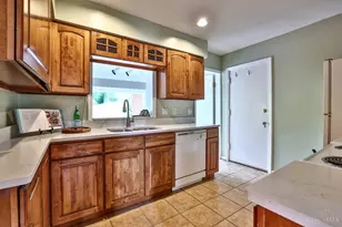 3525 Herschel Vw Pl, Cincinnati, OH 45208 - Photo 17