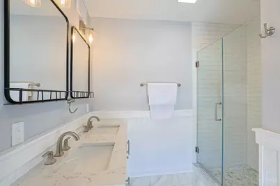 3525 Herschel View Place, Cincinnati, OH 45208 - Photo 23