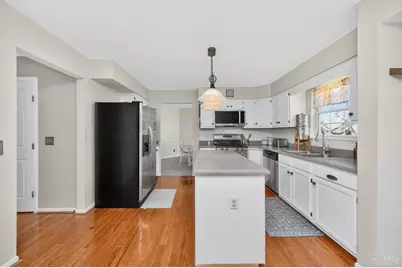 1068 Beacon Way Court, Hamilton Township, OH 45039 - Photo 15