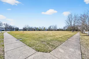 1068 Beacon Way Ct, Hamilton Township, OH 45039 - Photo 57