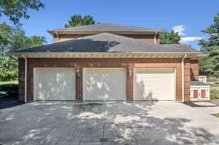 3590 Glendale Milford Rd, Evendale, OH 45241 - Photo 7