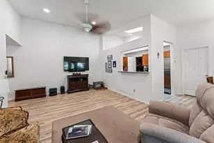 11971 Olde Dominion Dr, Symmes Township, OH 45249 - Photo 3