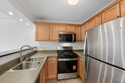 2200 Victory Parkway #806, Cincinnati, OH 45206 - Photo 7