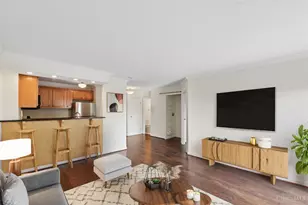 2200 Victory Pkwy, Cincinnati, OH 45206 - Photo 5