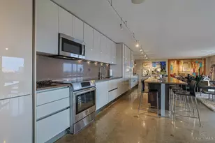 2200 Victory Pkwy, Cincinnati, OH 45206 - Photo 11