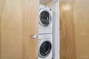 353 W 4th St, Cincinnati, OH 45202 - Photo 39