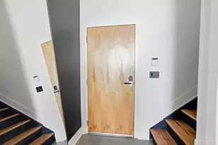 353 W 4th St, Cincinnati, OH 45202 - Photo 15