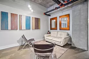 353 W 4th St, Cincinnati, OH 45202 - Photo 13