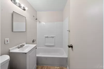 8771 Desoto Drive, Springfield Township, OH 45231 - Photo 19