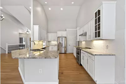 1646 Fairway Crest, Miami Township, OH 45140 - Photo 17