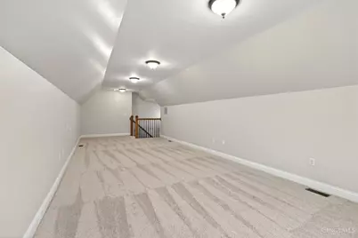 1646 Fairway Crest, Miami Township, OH 45140 - Photo 33