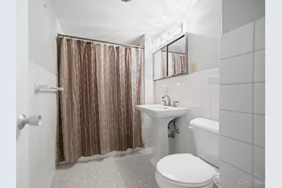 2401 Ingleside Avenue #4A, Cincinnati, OH 45206 - Photo 29