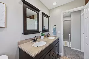 4600 Farcrest Ct, Green Township, OH 45247 - Photo 37