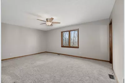 560 Blackhawk Trail, Miami Township, OH 45140 - Photo 31