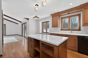 560 Blackhawk Trail, Miami Township, OH 45140 - Photo 15