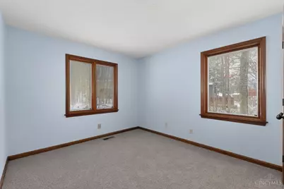 560 Blackhawk Trail, Miami Township, OH 45140 - Photo 25