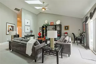 735 Chaucer Ln, Tipp City, OH 45371 - Photo 9