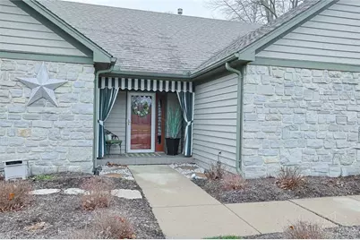 735 Chaucer, Tipp City, OH 45371 - Photo 5