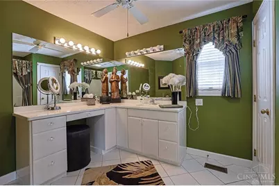 735 Chaucer, Tipp City, OH 45371 - Photo 21