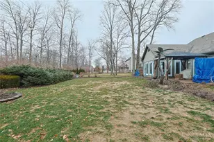 735 Chaucer Ln, Tipp City, OH 45371 - Photo 39