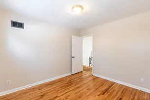 5584 Green Acres Ct, Green Township, OH 45248 - Photo 15