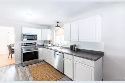 5584 Green Acres Court, Green Township, OH 45248 - Photo 9