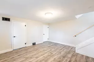 5584 Green Acres Ct, Green Township, OH 45248 - Photo 13