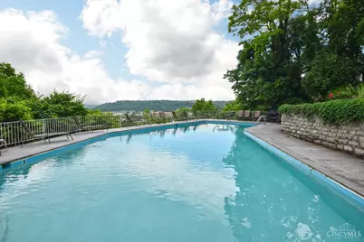 1815 William Howard Taft #904, Cincinnati, OH 45206 - Photo 3