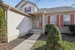 6636 Honey Suckle Ln, Hamilton Township, OH 45039 - Photo 3