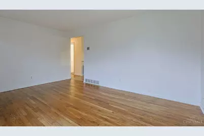 3875 Woodsong Drive, Cincinnati, OH 45251 - Photo 5