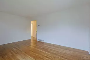 3875 Woodsong Dr, Cincinnati, OH 45251 - Photo 5