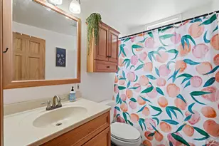 5452 Karen Ave, Green Township, OH 45248 - Photo 35