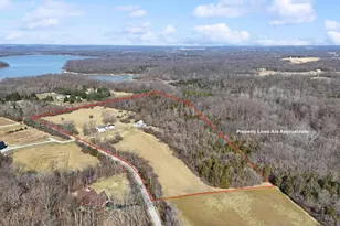 896 Ward Rd, Wilmington, OH 45177 - Photo 1