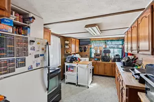 896 Ward Rd, Chester Township, OH 45177 - Photo 9