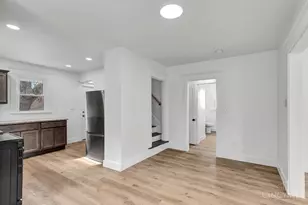 6839 Greismer Ave, Cincinnati, OH 45239 - Photo 9
