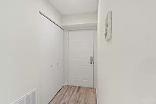 9319 Winton Rd, Springfield Township, OH 45231 - Photo 7