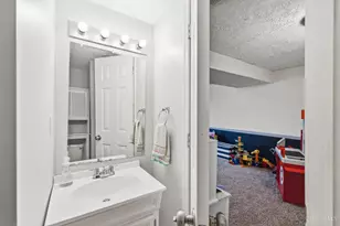 6276 Gulfstream Ct, West Chester, OH 45069 - Photo 17