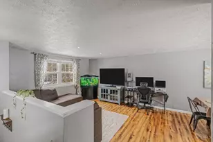 4575 Foxfire Ln, Union Township, OH 45103 - Photo 7