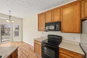 2880 Manor Ct, Troy, OH 45373 - Photo 11